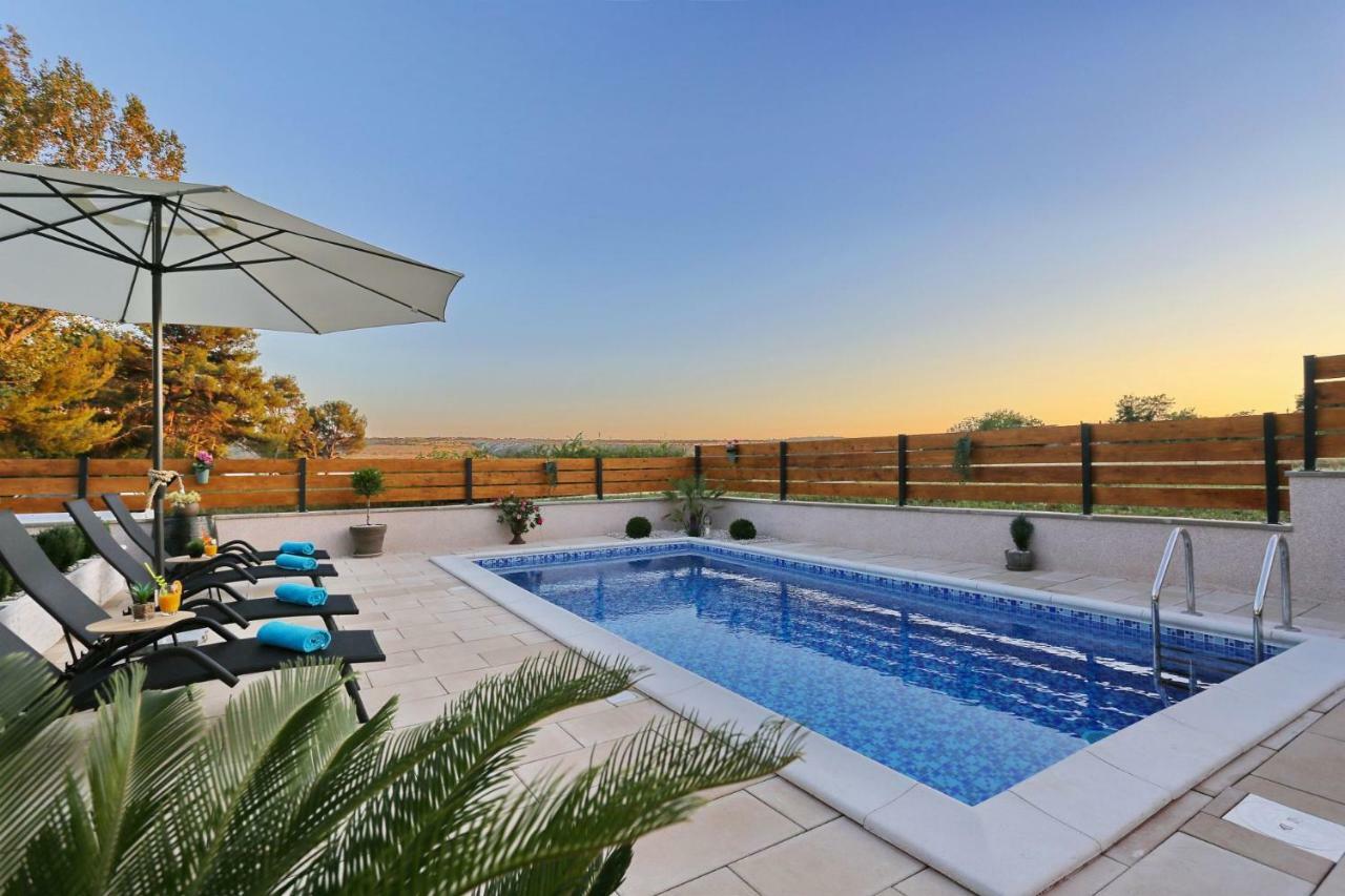 Punta Garden Pool House Villa Posedarje Exterior foto