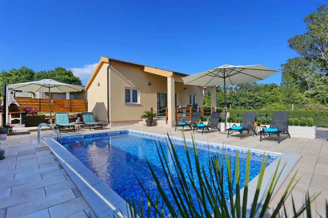 Punta Garden Pool House Villa Posedarje Exterior foto